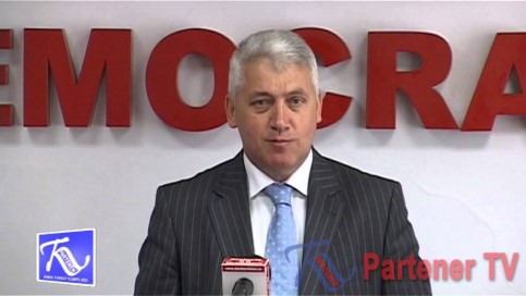 VIDEO INTEGRAL. Adrian Ţuţuianu îl face zob pe Iulian Vladu, preşedintele PNL Dâmboviţa