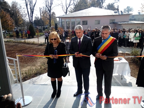 centru social gaesti