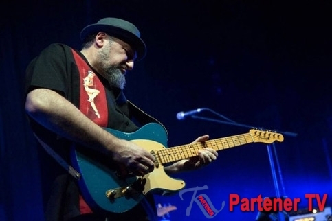 GRINGO DE ROMANIA un deliciu acustic susţinut de inegalabilul AG WEINBERGER