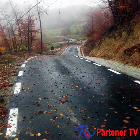 Administraţia locală de la Malu cu Flori a finalizat proiectul ” Modernizare drumuri de exploatare agricolă in comuna Malu cu Flori, județul Dâmbovița, Măsura 125 a”