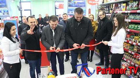VIDEO. Comuna Răzvad are supermarket şi noi locuri de muncă