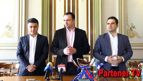 VIDEO. PRIMARUL TÂRGOVIȘTEI A FELICITAT CAMPIOANA ROMÂNIEI LA BASCHET FEMININ !