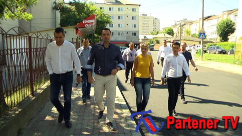 VIDEO. Străzile Radu cel Mare și Radu Popescu din Târgoviște, sunt în plin process de asfaltare și modernizare