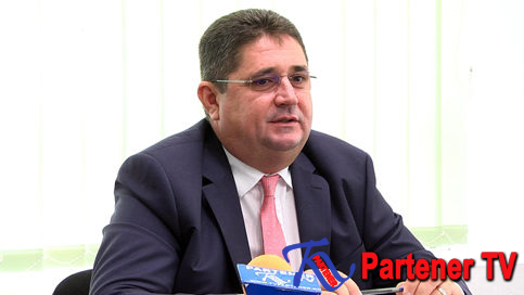 VIDEO. Primarul oraşului Răcari, Marius Caraveţeanu : Cer public demisia conducerii Companiei de Apă, repet pentru management dezastruos