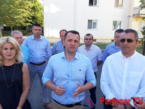 VIDEO. O nouă parcare modernizată în microraionul 3 al municipiului Târgovişte
