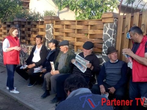 Deputatul Claudia Gilia: Continuăm să rămânem alături de seniorii României, cărora le dorim multă sănătate și un trai liniștit!