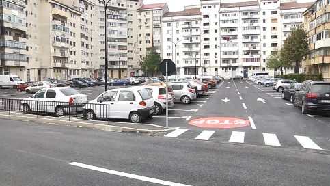 VIDEO. O nouă parcare modernă în Târgoviște, blocurile 11 și 12 din cartierul Matei Basarab (microraionul nr. 3)