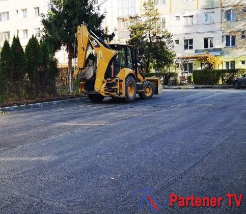 S-a dat starul lucrărilor de modernizare şi în zona blocurilor 14-17, strada Radu cel Mare