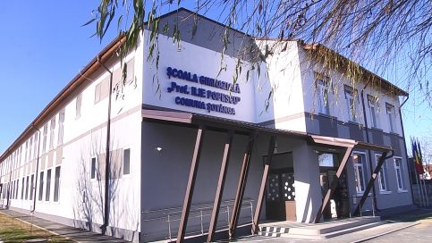 VIDEO. Şcoala Gimnazială” Prof. Ilie Popescu” Şotânga, o unitate şcolară ultramodernă şi-a deschis porţile