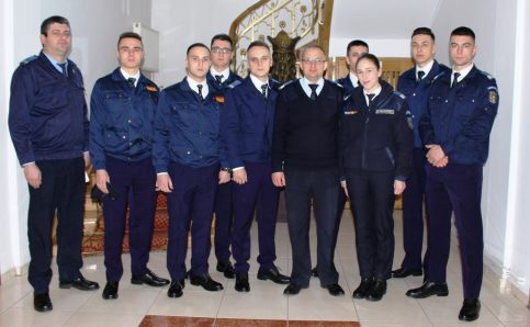 Viitorii ofițeri jandarmi, în practică la Jandarmeria Dâmbovița