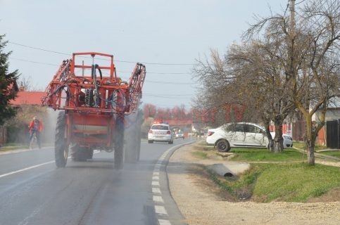 VIDEO. S.V.S.U Răcari în acțiune, dezinfecție împotriva Covid-19 pe străzile din Răcari!