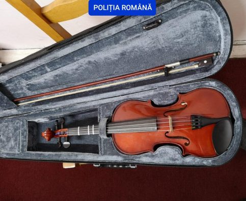 Obiecte de colecție furate de pe teritoriul Belgiei și al Regatului Unit al Marii Britanii și Irlandei de Nord, găsite de polițiști la un bărbat din Cândești
