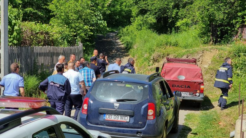 Exercițiu !! ALUNECARE DE TEREN ÎN COMUNA GLODENI