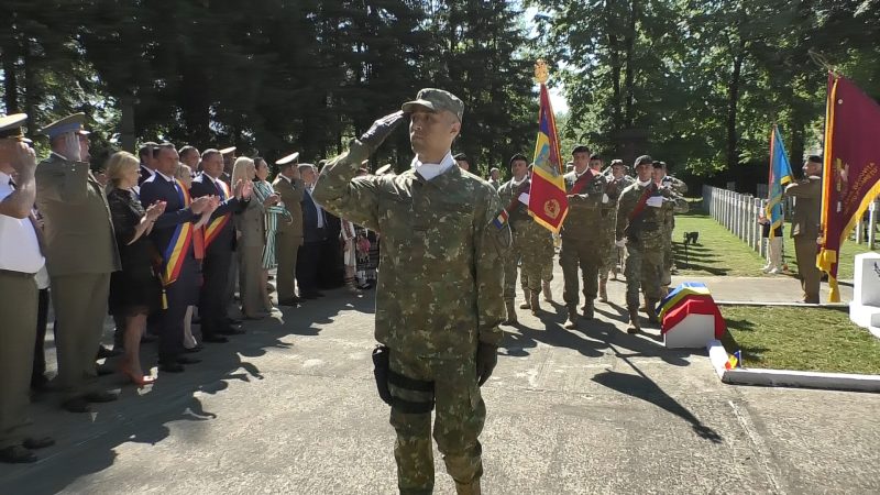 La Târgoviște, Sărbătoarea Înălţării Domnului Iisus Hristos şi Ziua Eroilor. VIDEO