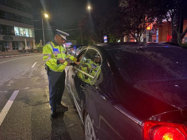 AVIZ AMATORILOR, după gratii va sta un bărbat din Titu, 1 an și 6 luni pentru conducerea unui vehicul fără permis