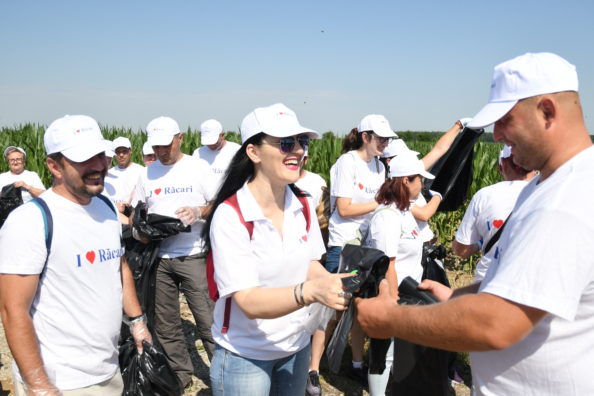 "Adoptă un Km!”, un proiect ambițios de ecologizare desfășurat în orașul Răcari