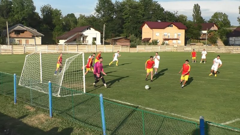 Orașul Fieni în sărbătoare, s-a disputat Finala Campionatului orășenesc de fotbal. VIDEO