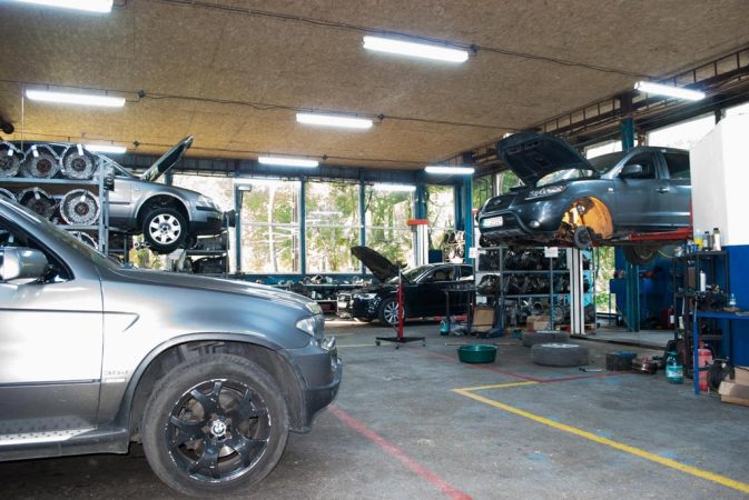 Defectiunile la cutia automata de viteze trebuie rezolvate intr-un service auto specializat