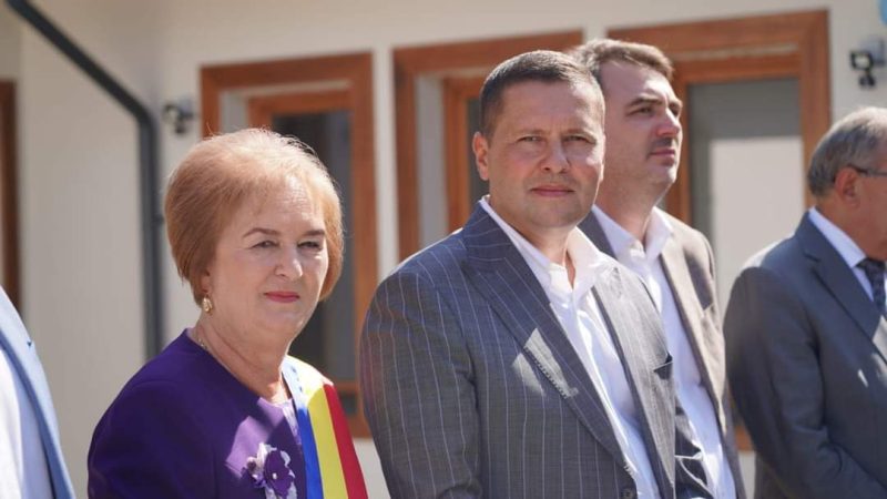 O grădiniță ultramodernă a fost inaugurată la Nucet, administrația locală condusă de primarul Luisa Bărboiu a pus mare accent pe modernizarea