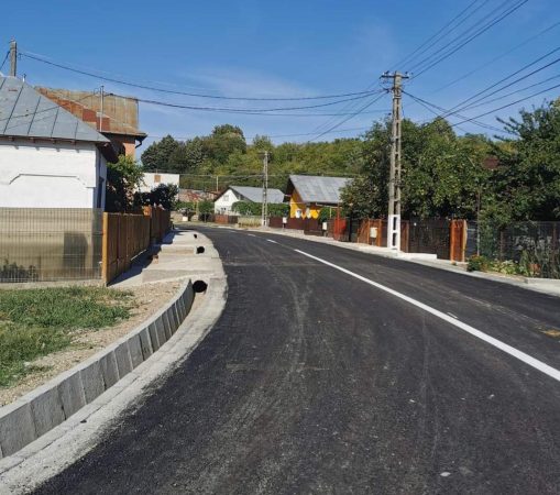 Au fost asfaltate șapte străzi din satul Ghirdoveni, comuna I.L.Caragiale, urmează investiții pe Anghel Saligny și PNRR