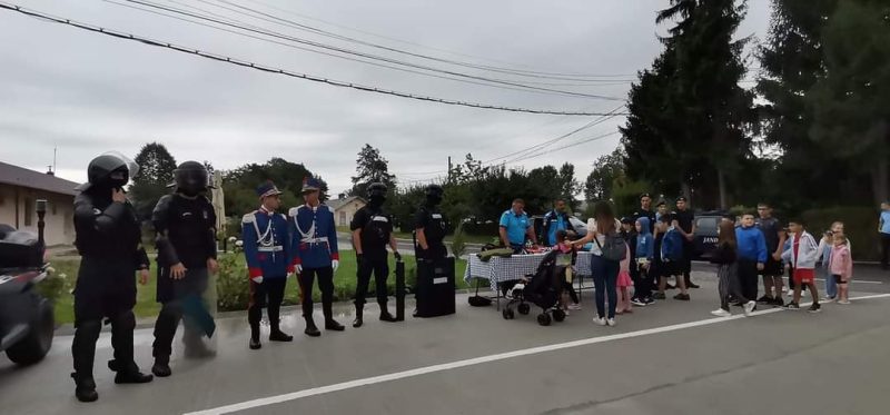 O zi de tabără la Jandarmeria Dâmbovița