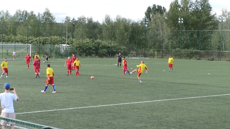 Meciul vedetelor-Echipa Consiliului Local Municipal Târgoviște vs Chindia Old Boys. VIDEO