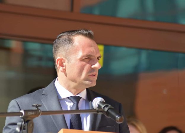 Primarul Cristian Stan le-a transmis mult succes studenților și profesorilor la începutul unui nou an universitar