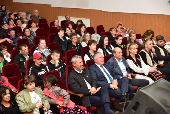 Casa de Cultură ”Dumitru Stanciu” și-a serbat ziua, vineri, 21 octombrie