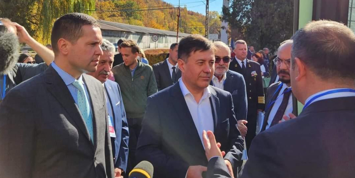 Ministerul Economiei, Florin Spătaru, din nou în Dâmbovița, la Automenica Moreni, s-au semnat două acorduri esențiale pentru Industria de Apărare