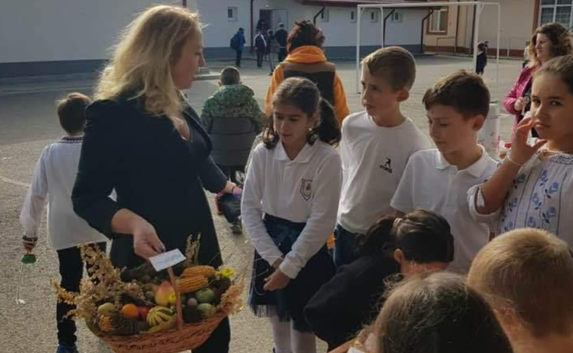 Ziua Recoltei la Școala Gimnazială Valea Voievozilor, o misiune caritabilă 
