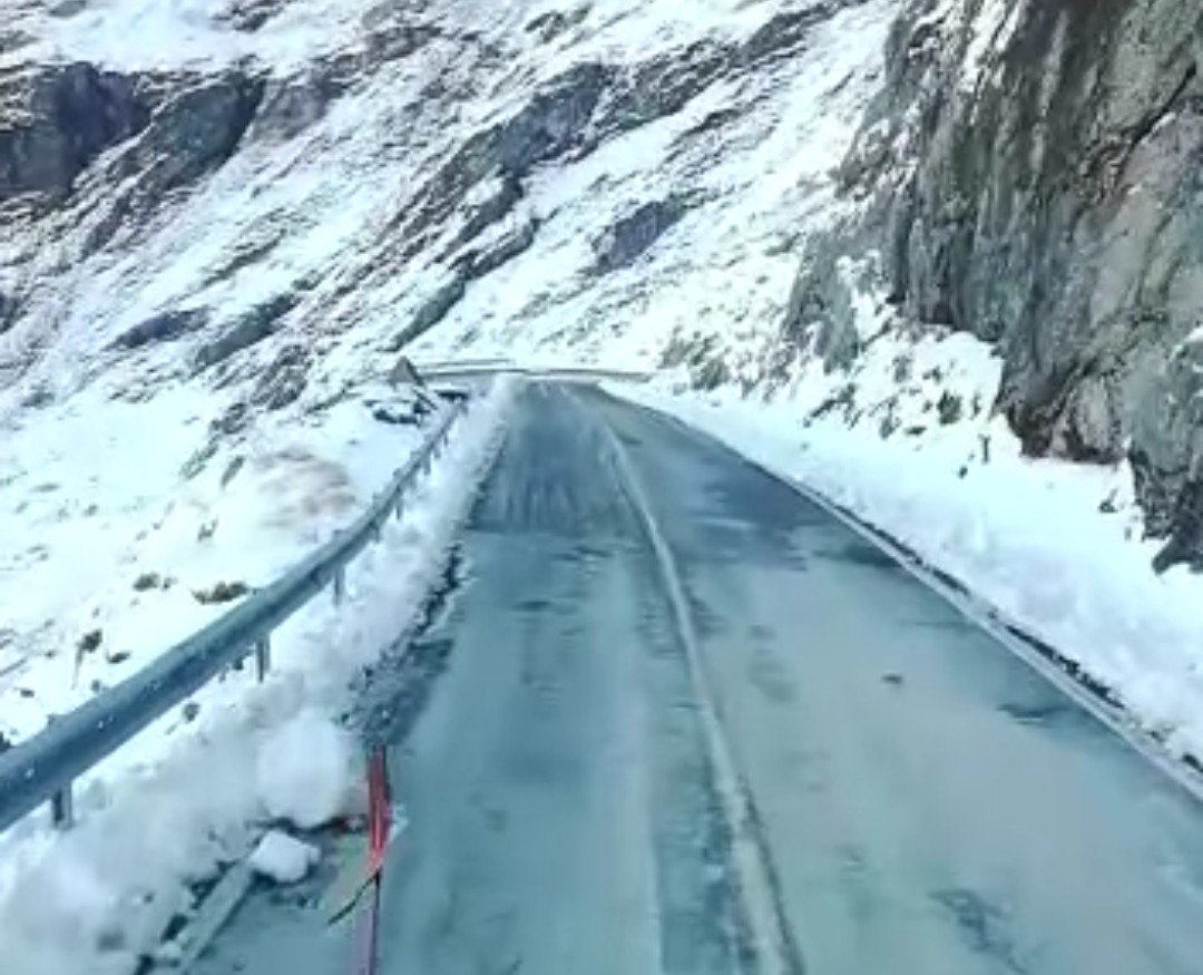Vezi unde ninge acum, imagini de iarna