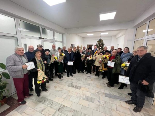 12 cupluri de aur au fost premiate de Primăria Răzvad