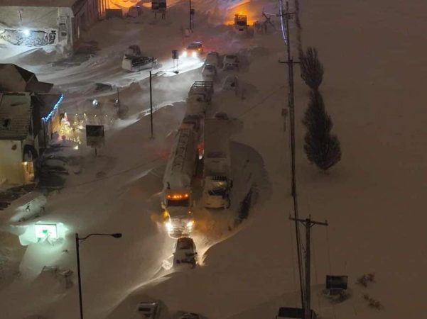 IMAGINI cu IMPACT EMOȚIONAL, cel mai puternic viscol care s-a abătut asupra statului New York în ultimii 45 de ani