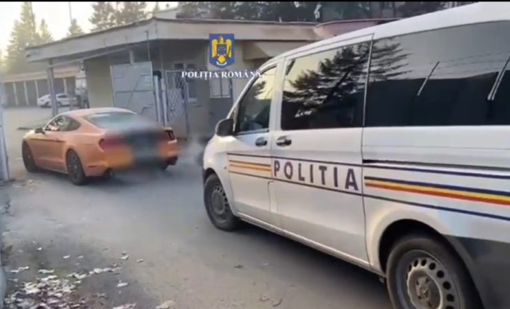 Percheziții în Târgoviște, un tânăr de 24 de ani, cercetat de polițiști pentru instigare la săvârșirea infracțiunii de delapidare. VIDEO