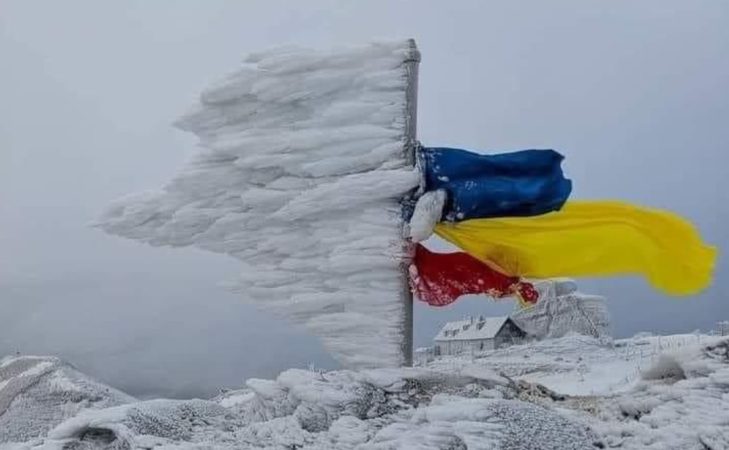 La Vârful Omu, cea mai scăzută temperatură a dimineții de 13 decembrie, -20 de grade Celsius