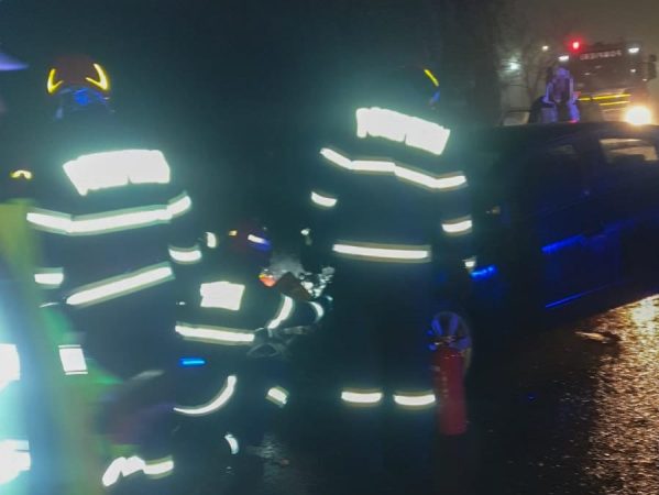Coliziune între trei autoturisme pe Aleea Mănăstirea Dealu