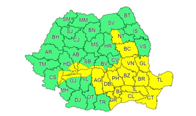 AUTORITĂȚILE RĂMÂN ÎN ALERTĂ, la ora 10:00, intră în vigoare un nou COD GALBEN de ninsori și lapoviță