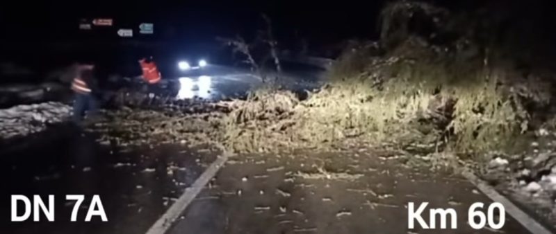 Efectele codului roșu de viscol nu au întârziat să apară în unele zonele montane