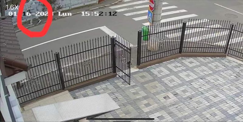 Tânăr depistat foarte repede de polițiști după ce și-a însușit o geantă pierdută pe o stradă din Târgoviște