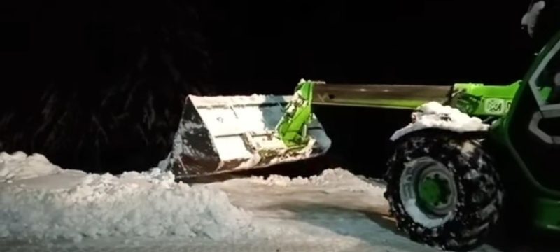 Situația traficului, respectați recomandările polițiștilor, pe unele șosele se circulă în condiții de iarnă