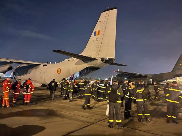 Salvatorii români au ajuns în Turcia, seara trecută, astăzi, deja vor începe acțiunile de salvare