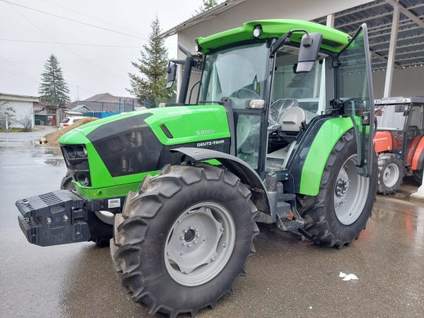 Administrația de la Voinești a făcut o nouă achiziție, un tractor ultradotat, pregătit pentru accesul în zonele foarte greu accesibile ale comunei