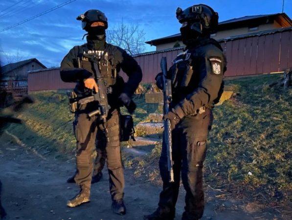 25 DE PERCHEZIȚII PRIVIND INFRACȚIUNI DE BRACONAJ CINEGETIC.VIDEO