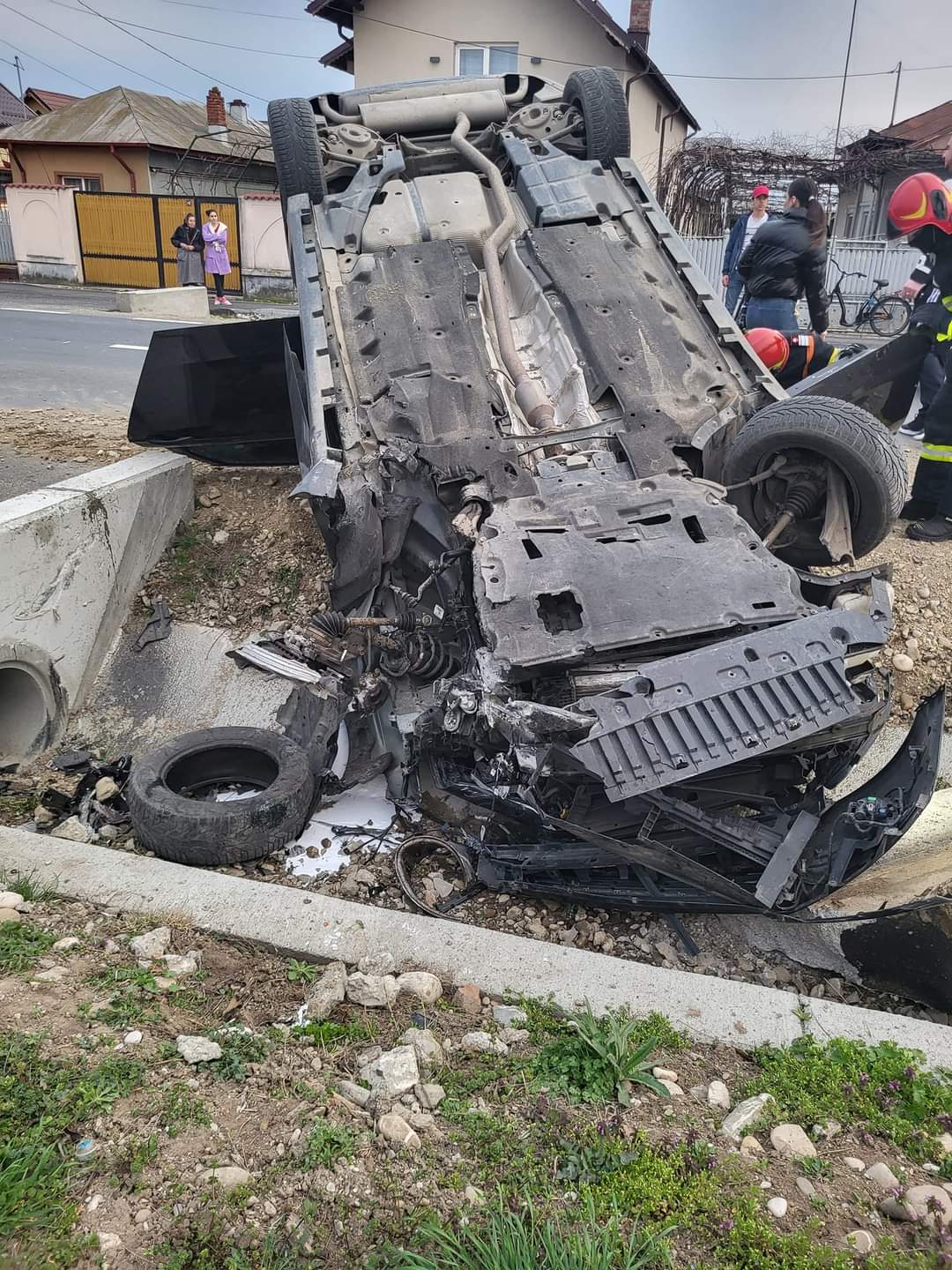 Accident rutier produs în Comișani, pe  DJ 711