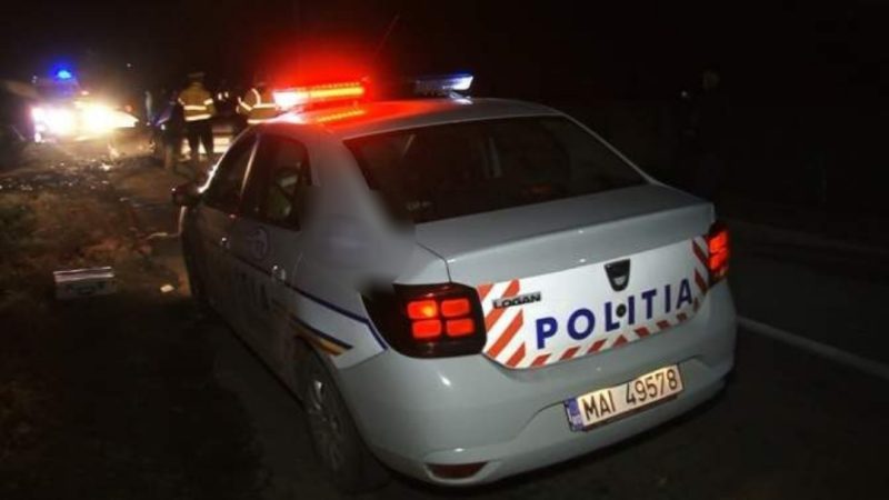 PERICOL pe drumuri, doi bărbați morți de beți, prinși de polițiști la volan, în comuna Șotânga PERICOL pe drumuri, doi bărbați morți de beți, prinși de polițiști la volan, în comuna Șotânga, la data de 19 martie a.c., polițiștii din cadrul Secției 1