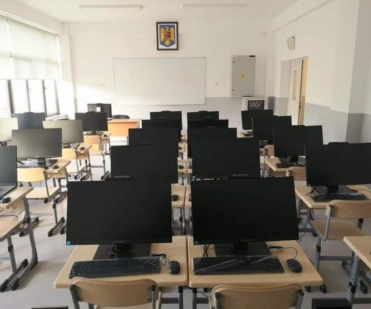 Proiect european în valoare de 35.980.238,48 lei pentru învâțământul târgoviștean!