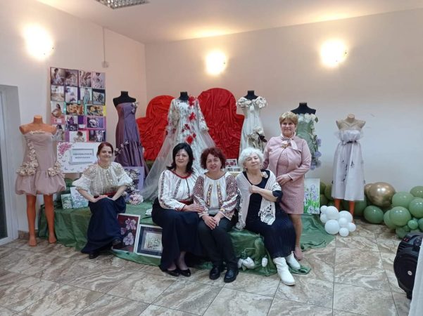 Șezătoare cu povești în Vulcana Pandele: un eveniment care a unit comunitatea locală