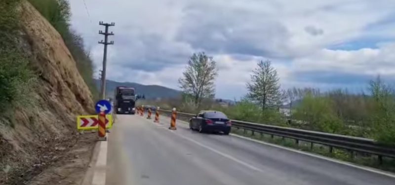 Începand de ieri, ora 15:45 circulația rutieră a fost reluată pe DN 7CC. VIDEO