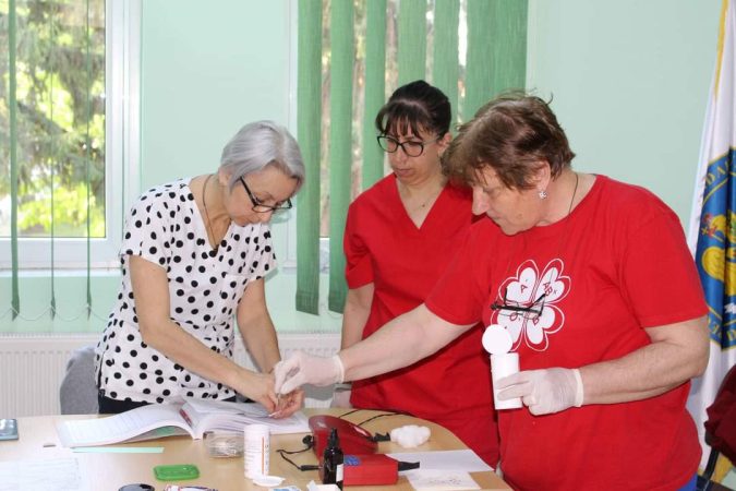 La Centrul de Transfuzie Dâmbovița, prezența la donare de sânge a fost mare, o săptămâna în care s-a recoltat și procesat sute de unități de componente sanguine