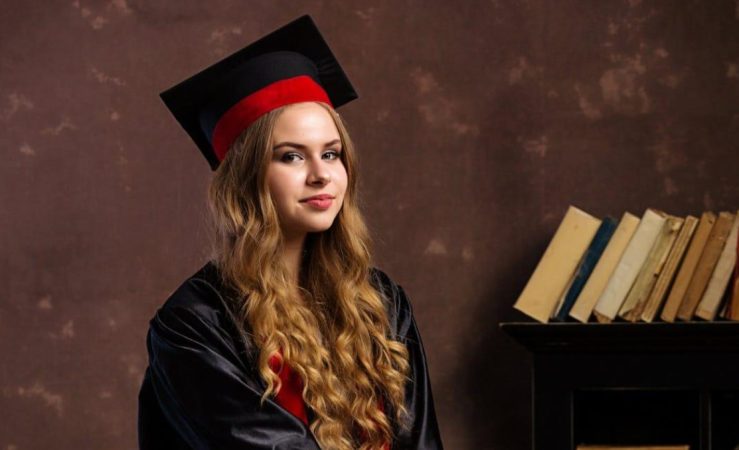 RISTOIU TEODORA-MARIA este unul dintre cei doi elevi de 10 pe linie, la Evaluarea Națională în județul Dâmbovița